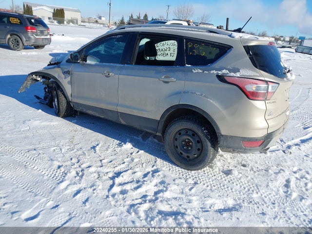 1FMCU9J92JUA13065 Ford Escape Titanium