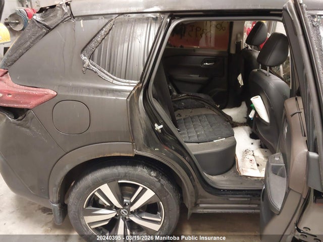 JN8BT3CB1PW215090 Nissan Rogue Sl