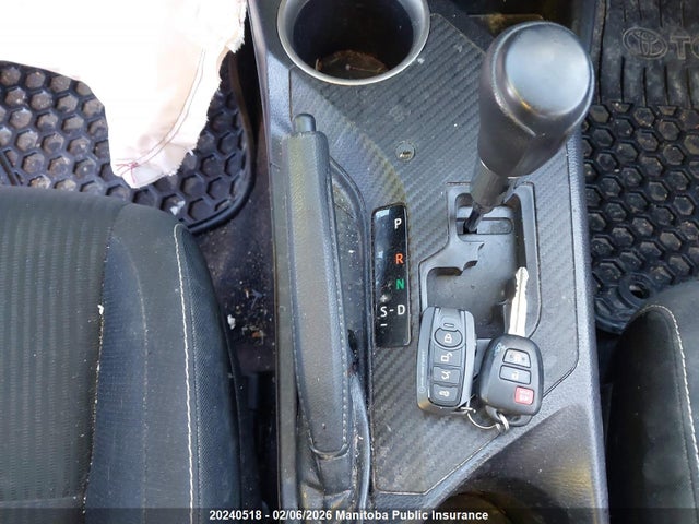 2T3RFREV9EW199017 Toyota Rav4 Xle