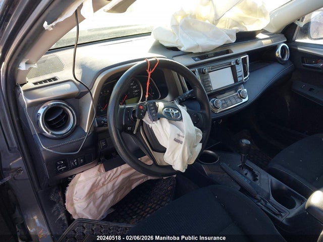 2T3RFREV9EW199017 Toyota Rav4 Xle