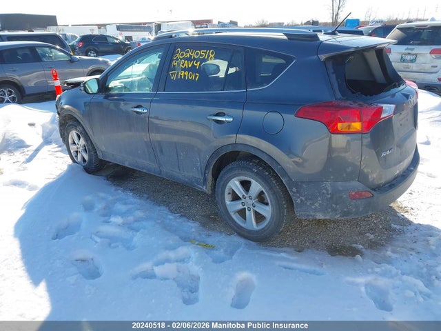 2T3RFREV9EW199017 Toyota Rav4 Xle