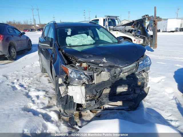 2T3RFREV9EW199017 Toyota Rav4 Xle