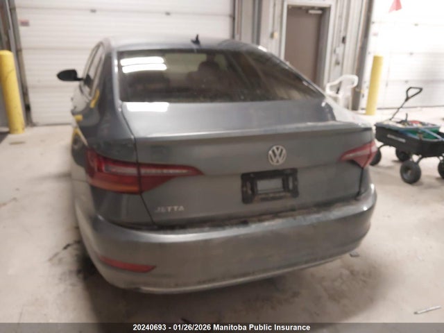 3VWE57BU3KM222822 Volkswagen Jetta 1.4 Tsi