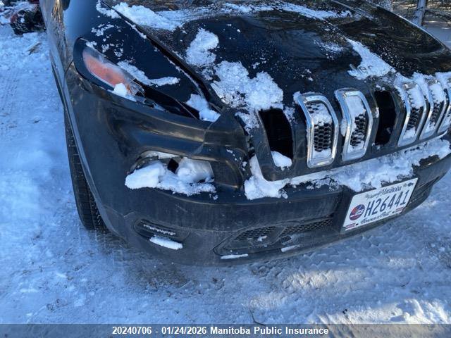 1C4PJMASXEW322362 Jeep Cherokee Sport