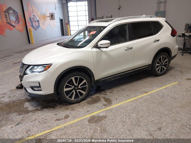 20240734 :رقم المزاد ، 5N1AT2MV9LC770001 vin ، 2020 Nissan Rogue Sv مزاد بيع