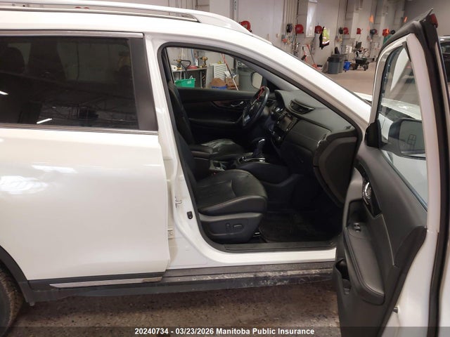 20240734 :رقم المزاد ، 5N1AT2MV9LC770001 vin ، 2020 Nissan Rogue Sv مزاد بيع