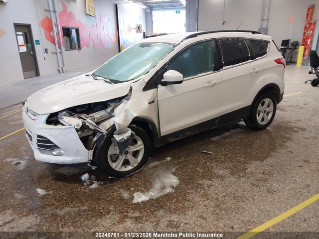 1FMCU9G93GUC47389 Ford ESCAPE SE
