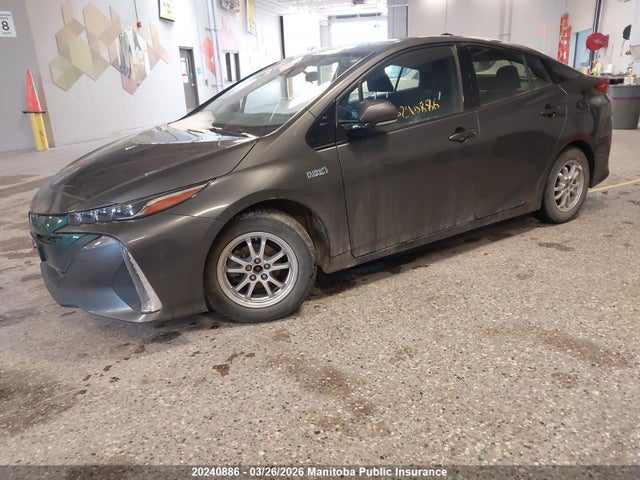 20240886 :رقم المزاد ، JTDKARFPXJ3091387 vin ، 2018 Toyota Prius Prime مزاد بيع