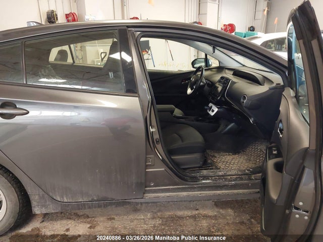 20240886 :رقم المزاد ، JTDKARFPXJ3091387 vin ، 2018 Toyota Prius Prime مزاد بيع