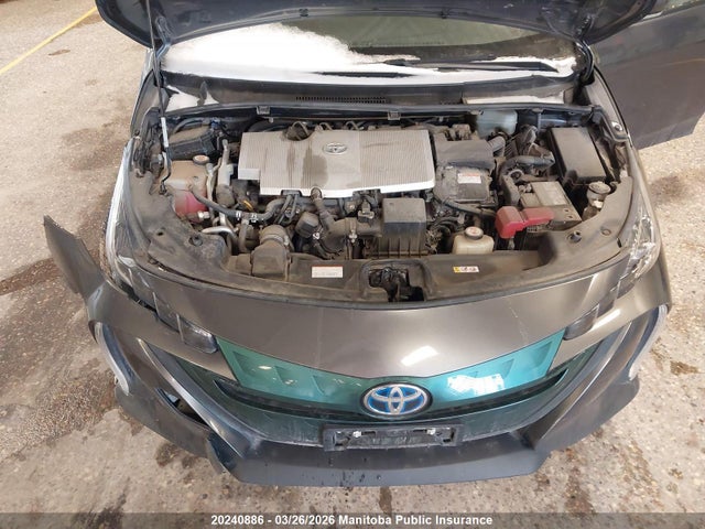 20240886 :رقم المزاد ، JTDKARFPXJ3091387 vin ، 2018 Toyota Prius Prime مزاد بيع