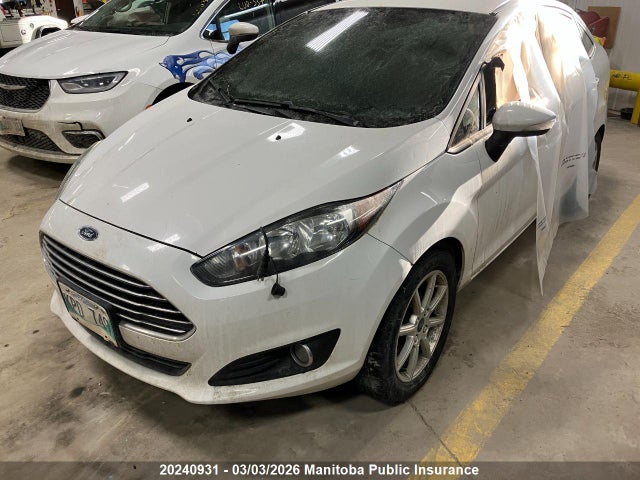 3FADP4BJXFM212572 Ford FIESTA SE