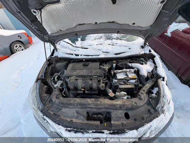 Nissan Sentra 2018 3N1AB7AP0JY277678 Image 10