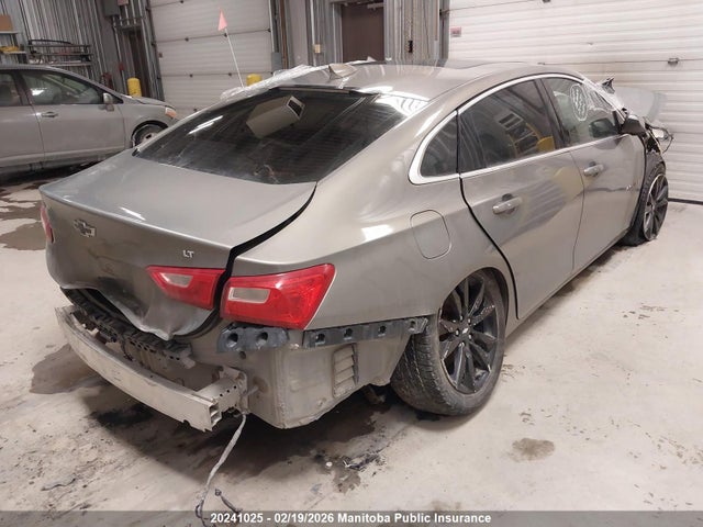 1G1ZD5ST3JF186866 Chevrolet MALIBU LT