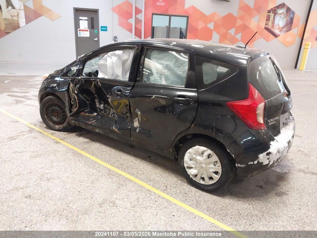3N1CE2CP7FL427886 Nissan Versa Note Sv
