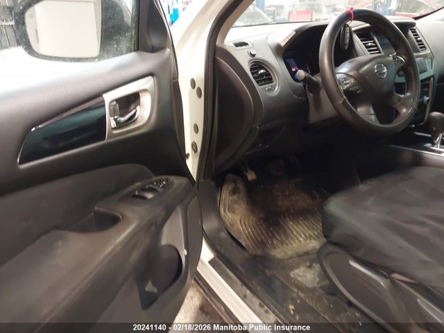 5N1AR2MM9FC645803 Nissan Pathfinder S