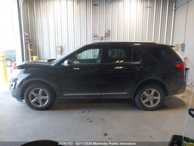 1FM5K8DH5GGA80200 Ford Explorer