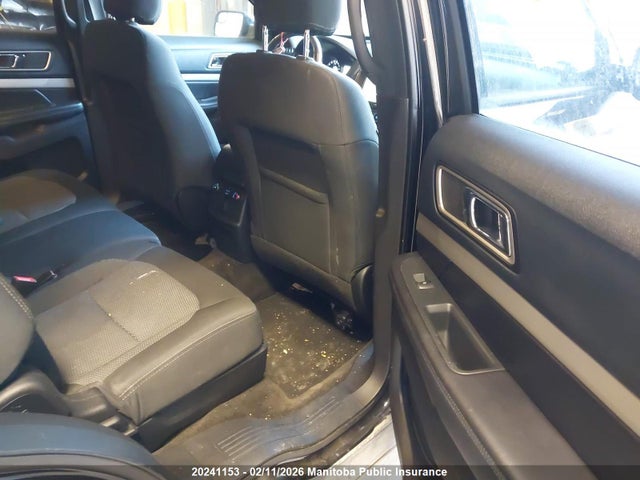 1FM5K8DH5GGA80200 Ford Explorer