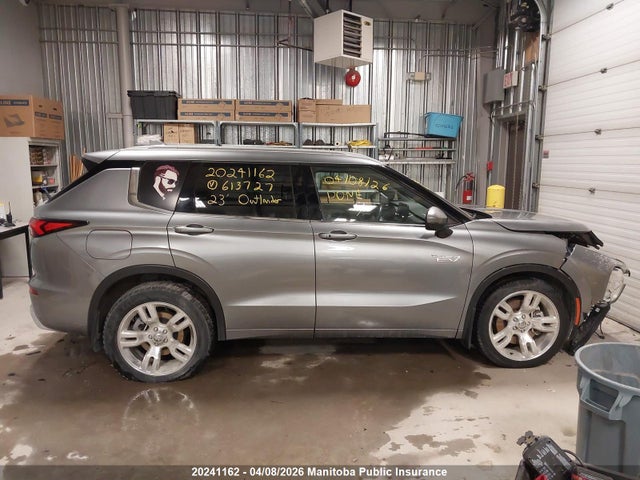 JA4T5VA99PZ613727 Mitsubishi Outlander Gt Hybrid
