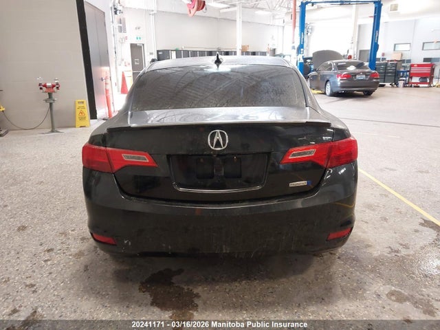 2013 Acura Ilx Hybrid მანქანა იყიდება აუქციონზე, vin: 19VDE3F75DE400120, აუქციონის ნომერი: 20241171