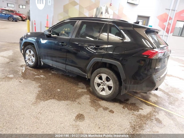 20241190 :رقم المزاد ، 2T3B1RFV2KW001226 vin ، 2019 Toyota Rav4 Le مزاد بيع