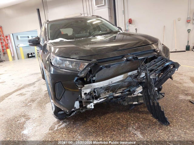 20241190 :رقم المزاد ، 2T3B1RFV2KW001226 vin ، 2019 Toyota Rav4 Le مزاد بيع