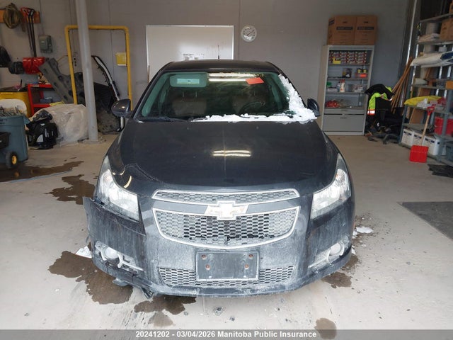 1G1PE5SB3E7357675 Chevrolet Cruze Lt Turbo