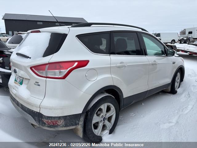 1FMCU9GX5GUC31239 Ford ESCAPE SE