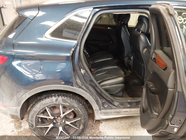 5LMTJ3DH5HUL15742 Lincoln Mkc Reserve