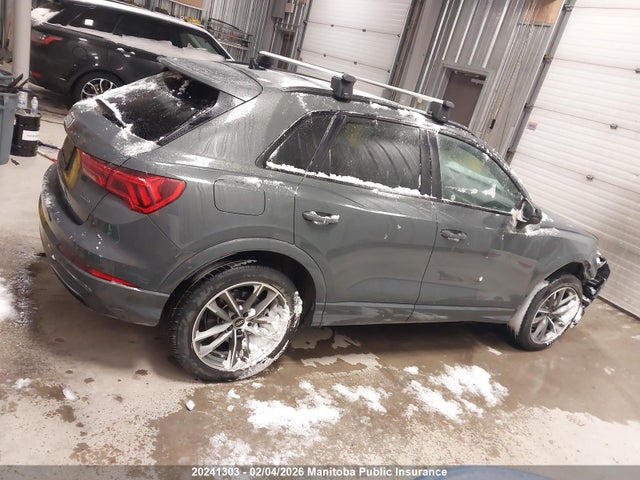 WA1AECF31N1057490 Audi Q3 Komfort 45 2.0 Tfsi