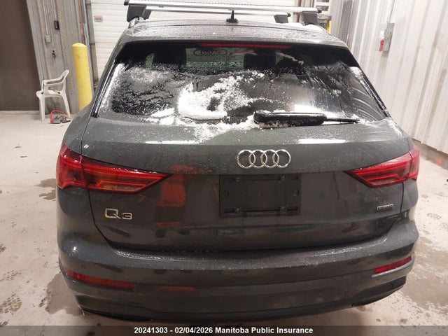 WA1AECF31N1057490 Audi Q3 Komfort 45 2.0 Tfsi