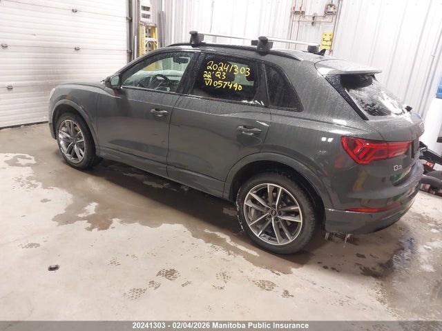 WA1AECF31N1057490 Audi Q3 Komfort 45 2.0 Tfsi