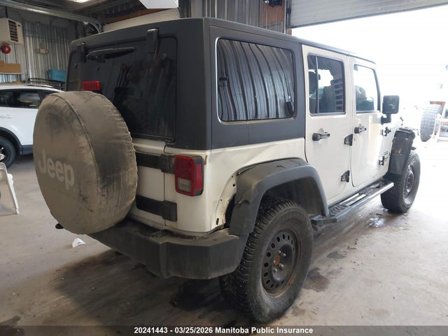 1C4BJWDG1HL558725 Jeep Wrangler Unlimited Rubicon