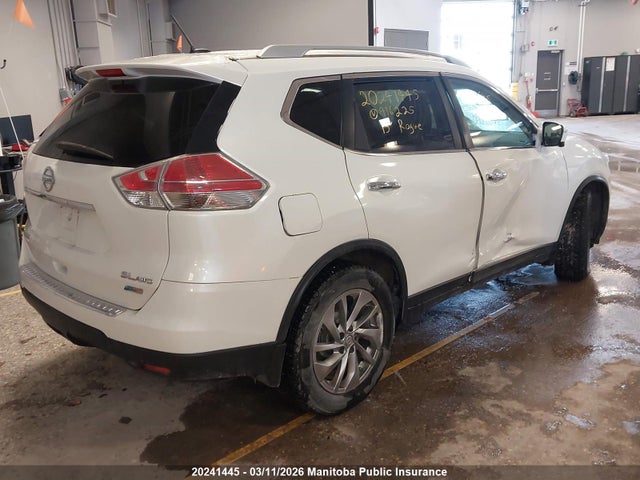 5N1AT2MV0FC916225 Nissan Rogue Sl