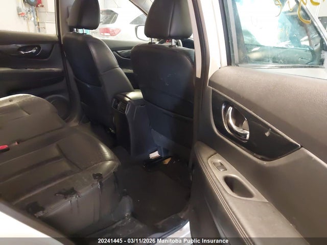 5N1AT2MV0FC916225 Nissan Rogue Sl