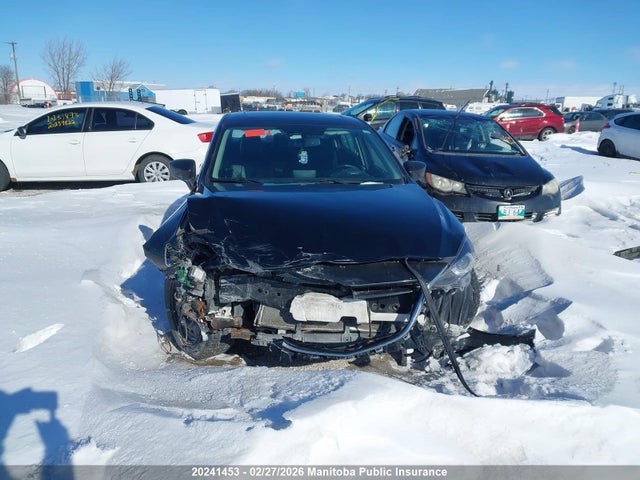 JM1BM1W37E1178266 Mazda Mazda3 Gt Sky