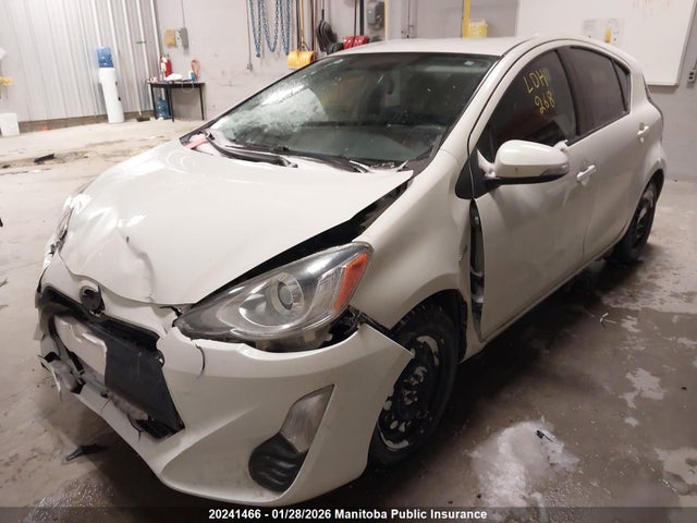 JTDKDTB36G1139219 Toyota PRIUS C