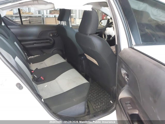 JTDKDTB36G1139219 Toyota PRIUS C