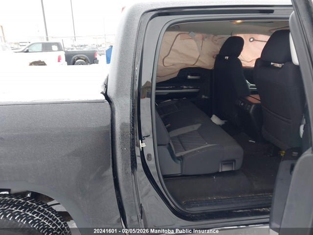 5TFDY5F18GX575956 Toyota Tundra Sr5 V8 Crewmax