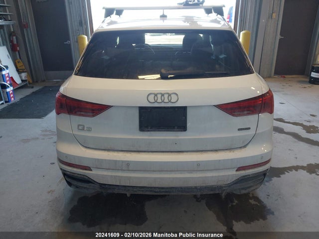 WA1FECF35K1061835 Audi Q3 Technik 2.0 Tfsi