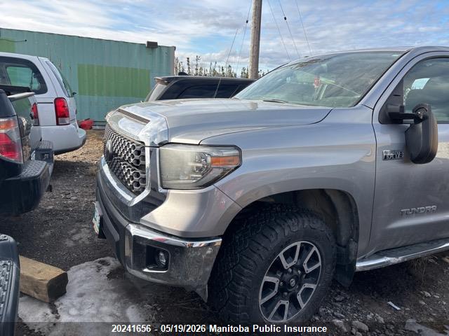 Aukcja sprzedaży 2018 Toyota Tundra Sr5 V8 Crewmax, vin: 5TFDY5F10JX762972, numer aukcji: 20241656