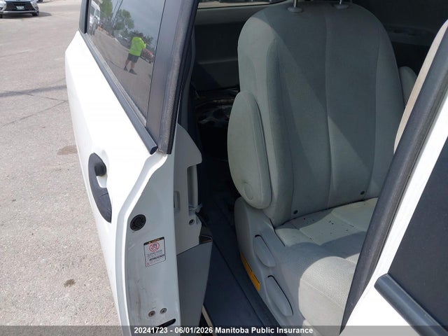 Aukcja sprzedaży 2011 Toyota Sienna Le V6, vin: 5TDZK3DC1BS081680, numer aukcji: 20241723