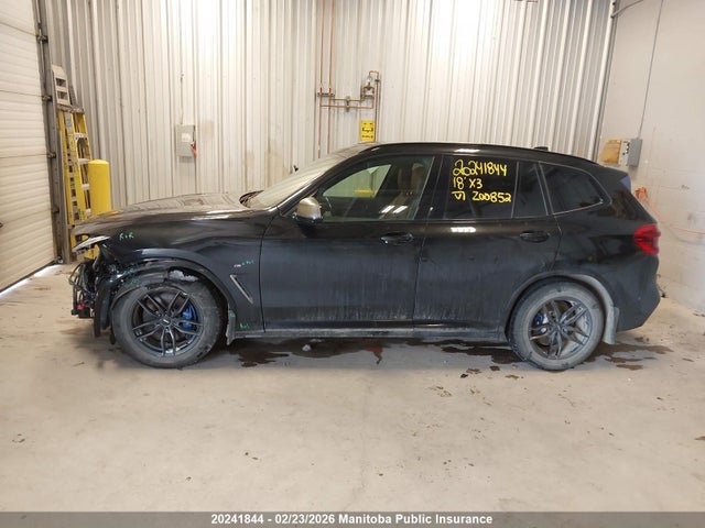 BMW X3 M40i 2018 5UXTS3C52J0Z00852 Image 13