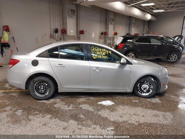 1G1PL5SH6F7118309 Chevrolet CRUZE LS