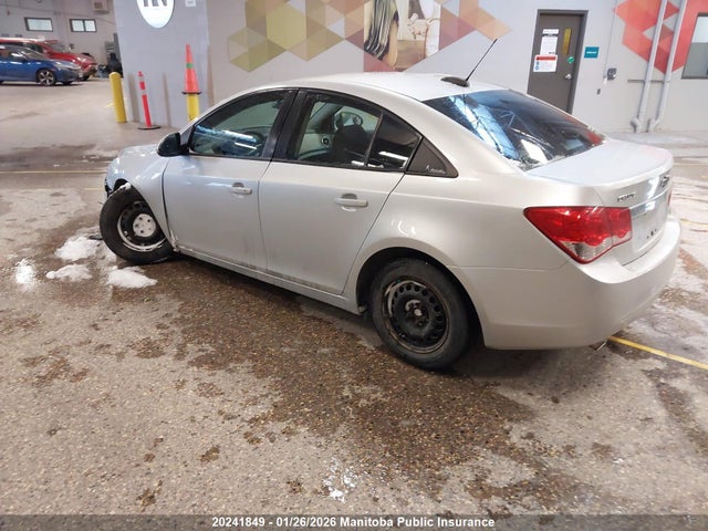 1G1PL5SH6F7118309 Chevrolet CRUZE LS