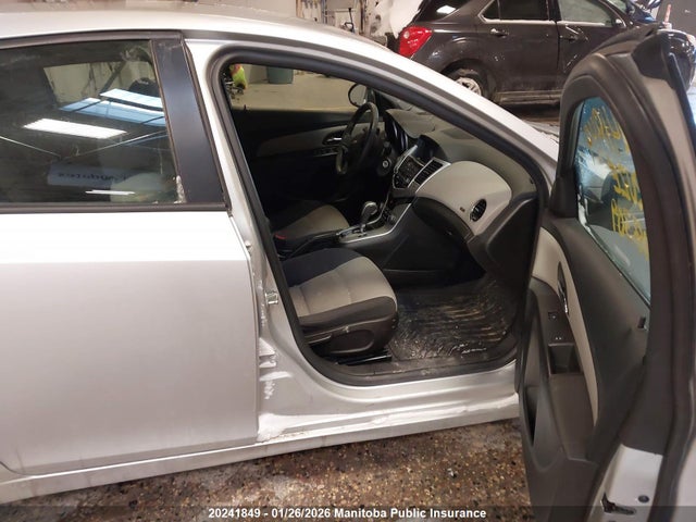 1G1PL5SH6F7118309 Chevrolet CRUZE LS