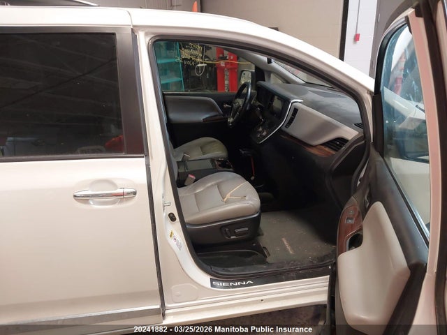 Aukcja sprzedaży 2015 Toyota Sienna Limited V6, vin: 5TDYK3DC3FS531606, numer aukcji: 20241882