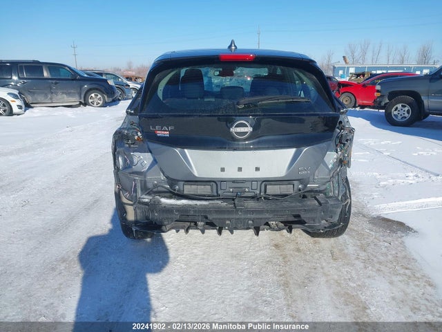1N4CZ1CV1PC561581 Nissan LEAF SV