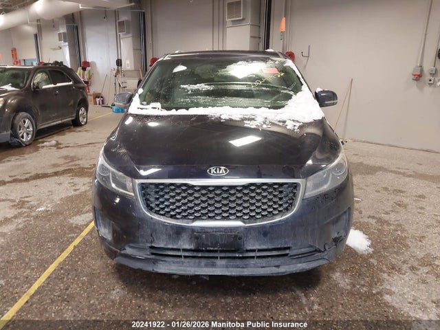 KNDMB5C11J6384799 KIA SEDONA LX