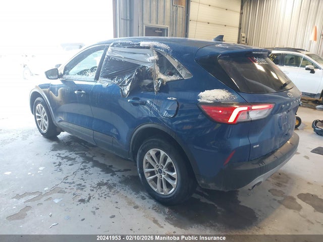 1FMCU9G6XNUB30430 Ford ESCAPE SE