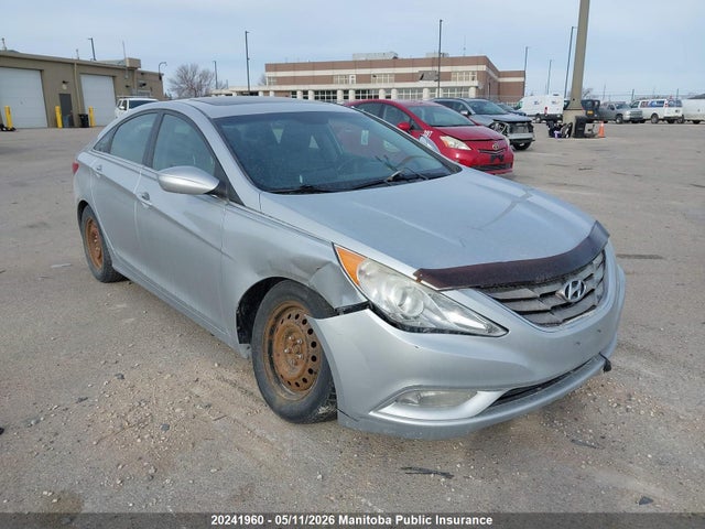 2013 Hyundai Sonata Gls მანქანა იყიდება აუქციონზე, vin: 5NPEB4AC9DH658666, აუქციონის ნომერი: 20241960